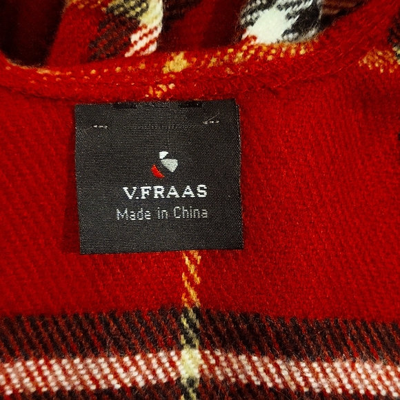 V. FRAAS Plaid Black White Red One Size Multicolor Cape Shawl - Picture 3 of 3